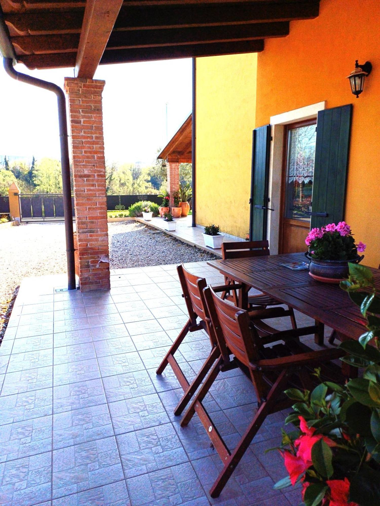 B&B Civico 61 Pastrengo Luaran gambar